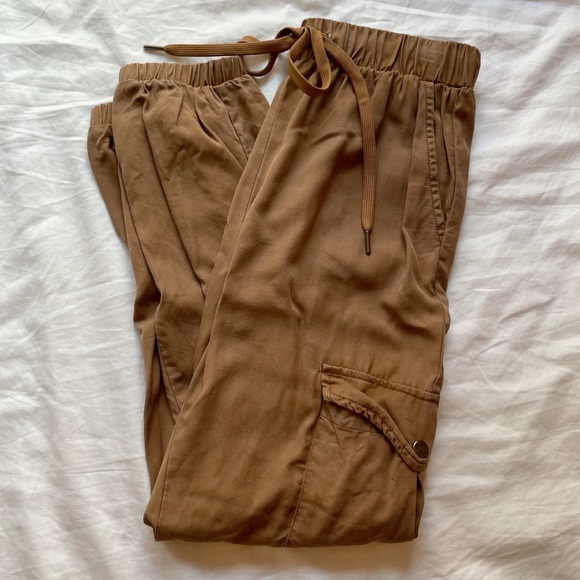 🚫SOLD🚫NWOT c’est toi pants - Picture 3 of 4